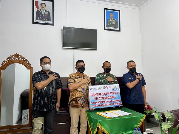 HUT TNI ke-76, Sumbangsih PTPN V Untuk Prajurit Korem 031 Wirabima